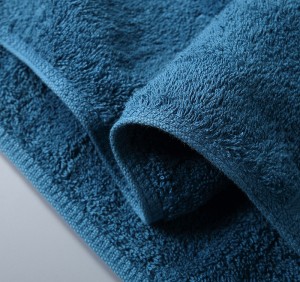 eco-friendly Solid Color 100% Cotton Ultra absorbent  extra large natural premium hotel cotton bath towels CM9