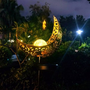 Solar Powered Outdoor Pathway Decorative Yard Crackle Glass Ball Garden Hollow-carved Metal Solar Stake Lights