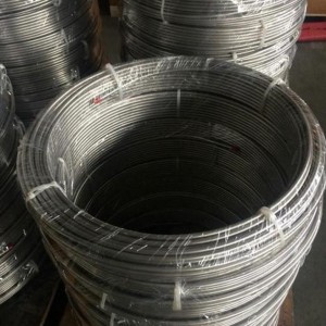 ASTM A249 liga 825 Stainless Steel coiled tubing fornituri