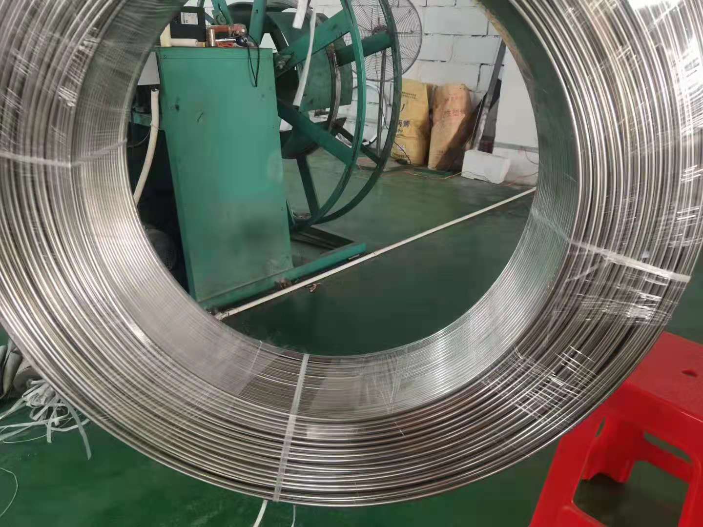 stainless steel coiled tube vedio (1)