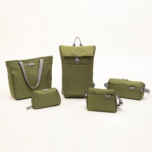 Moda e lazer novo design simples com série de mochila de grande capacidade