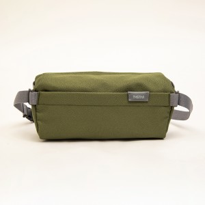 Fashion and leisure new design simple waist bag with large capacity