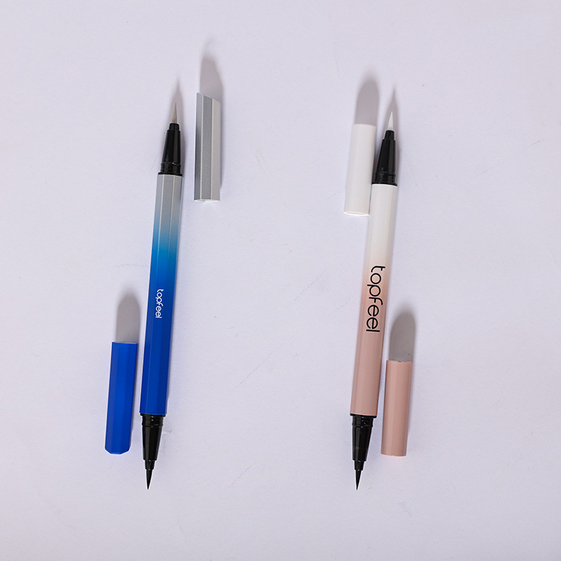 Търговия на едро с вегански водоустойчив молив за очи Дамски грим Устойчив на размазване Молив за очна линия с два края Производители