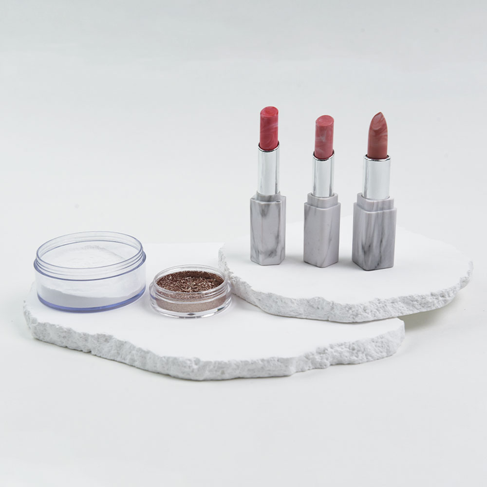 Set paketimi i buzëkuqit dhe pluhurit me model mermeri për grimin e buzëve dhe grimin e fytyrës
