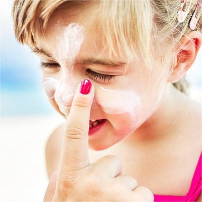 What should children pay attention to in sun protection?
