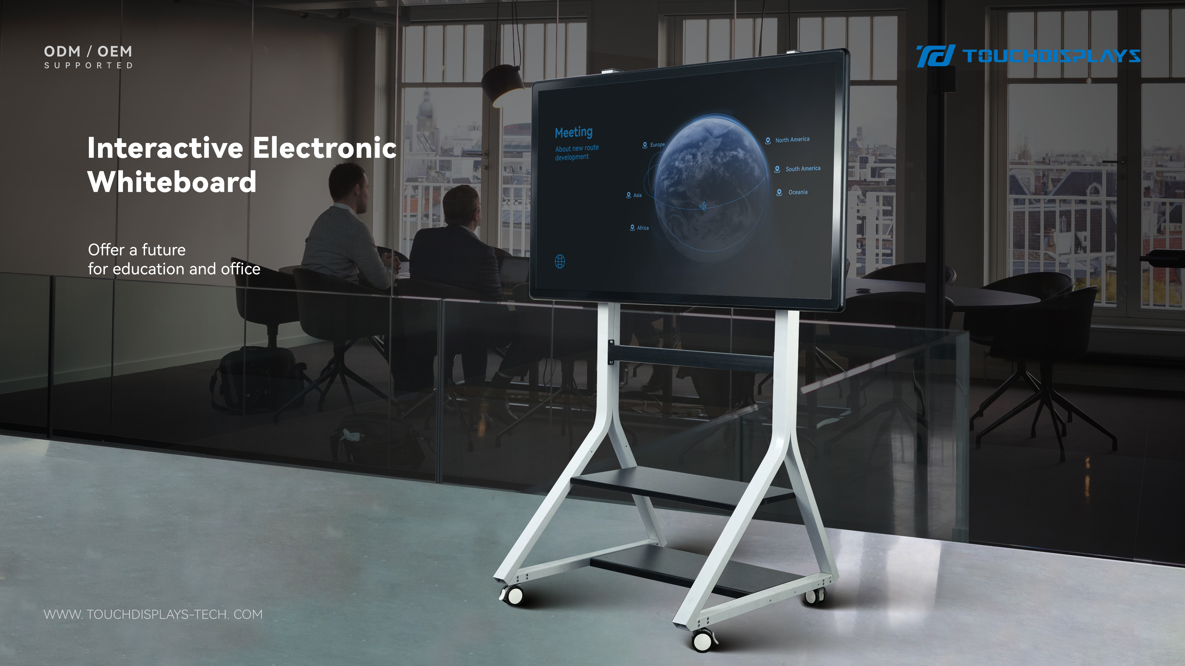 Poređenje interaktivne elektronske table TouchDisplays i tradicionalne elektronske table
