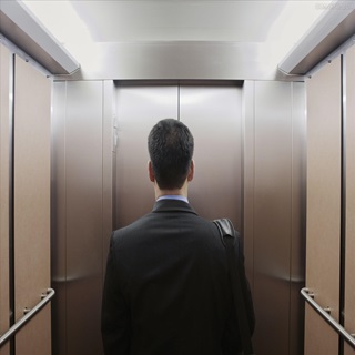 TIPS FOR ELEVATOR SAFE RIDING