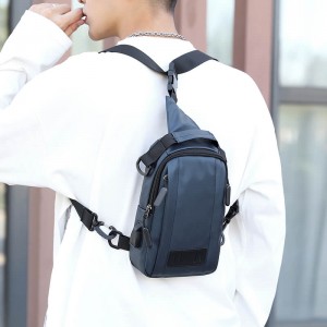 OMASKA SPORTS MESSENGER BAG FACTORY HS1100-22 התאמה אישית של לוגו סיטונאי באיכות נחמדה USB Charging Messenger Bag CROSSBODY