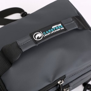 OMASKA SLING торбичка за приспособување на логото OEM HS1100-1 MEN USB CHARING ПАКЕТ НА ГРАДИТЕ ХОТ СЕЛУРА МЕСЕНЏЕР ЧЕСНИЦИ