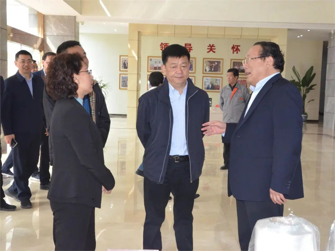 Xue Shengtang, Member of the Standing Committee of the Yancheng Municipal Party Committee and Secretary-General of the Municipal Party Committee, and his party visited Shenhe Technology