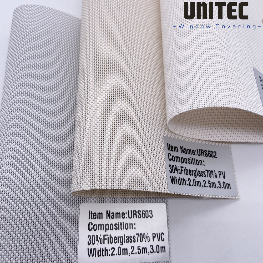 Light-colored sunscreen roller blind fabric