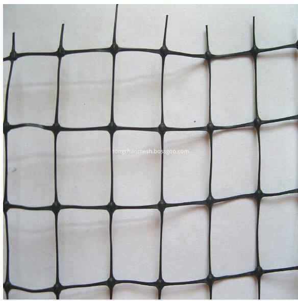 Stretched Square Mesh Plastic Deer Fence