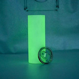 แก้วน้ำระเหิดผอม 20 ออนซ์ 2 แพ็คเรืองแสงในที่มืดแก้วน้ำระเหิดพร้อมฟิล์มหดระเหิด, แก้วน้ำสแตนเลสเปลี่ยนสี UV รวมถึงอุปกรณ์เสริม