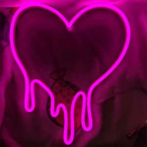 Neonski znak u obliku srca4