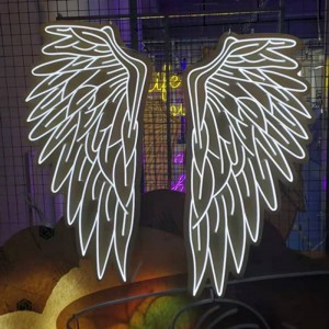 Insegna al neon delle ali Piuma d'angelo 4