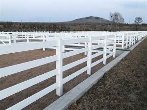 Poste de vinilo de PVC de 4 rieles y cerca de riel FM-305 para potreros, caballos, granjas y ranchos