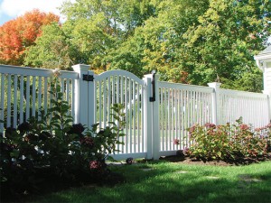 Flat Top PVC Vinyl Picket Fence FM-407 For Pool, Garden, and Decking