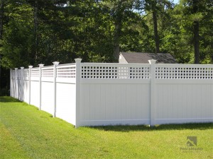 PVC Semi Privacy Fence With Square Lattice Top FM-205