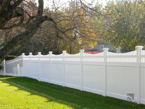 Scalloped Picket Top PVC Vinyl Semi Privacy Fence For Residential Area