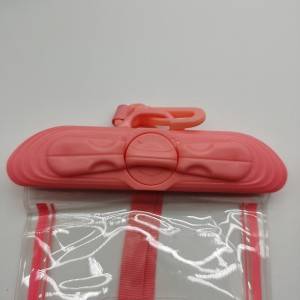 Waterproof phone bag in tranparet