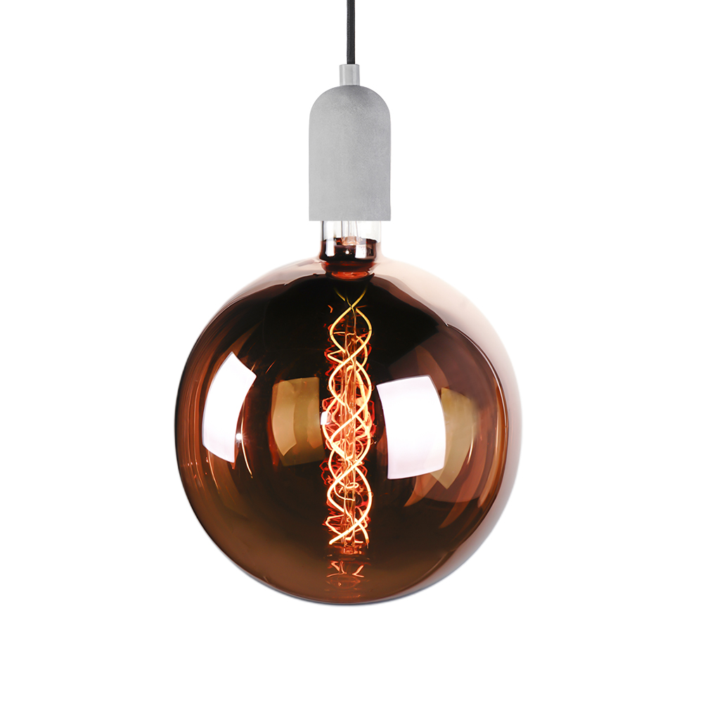 DIY-Beleuchtungskörper Betonanhänger mit speziellen dekorativen Glühbirnen