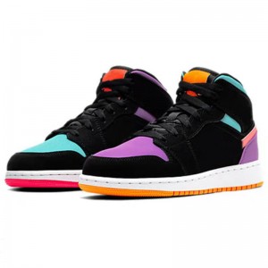 Këpucë basketbolli Jordan 1 Mid Candy me dy ngjyra të ndryshme