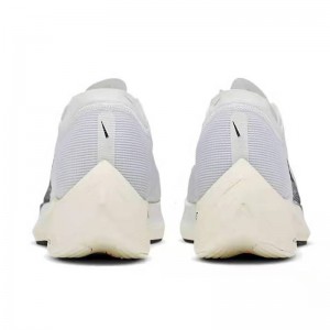 ZoomX Vaporfly NEXT% 2 პროტო სარბენი ფეხსაცმელი, რომლითაც შეგიძლიათ აწიოთ