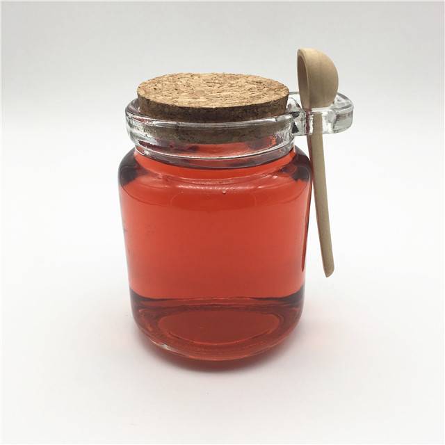 Fashion and popular 8 oz 250ml glass honey bottle/jar wtih wooden cork lid and spoon