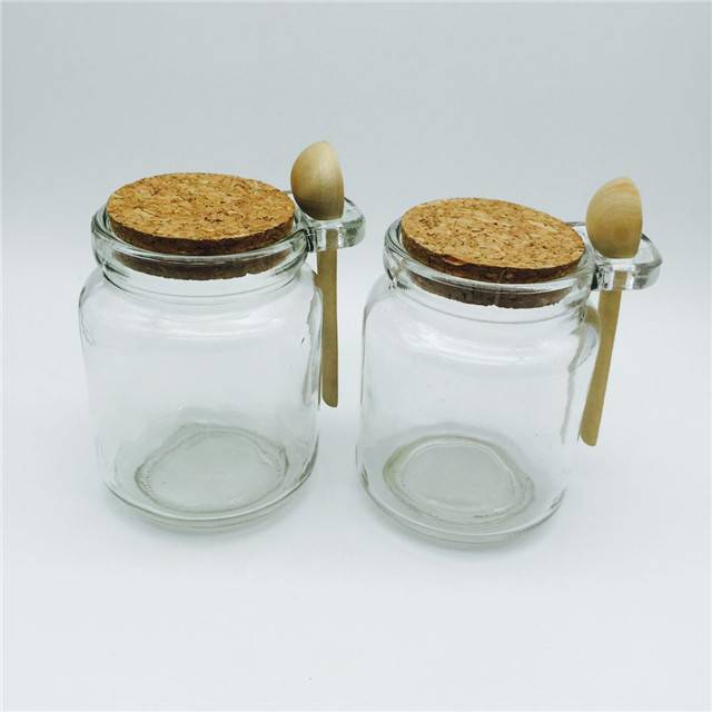 250ml clear glass candy jars with top cork lid and wood spoon /glass jar for food storage