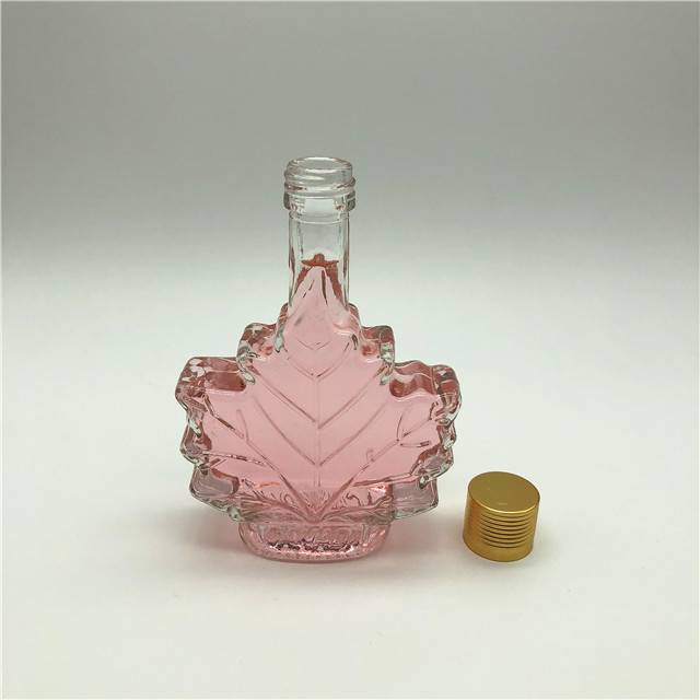 HTB1rwtIdqAoBKNjSZSyq6yHAVXa0Cheap-price-maple-leaf-glass-bottle-for