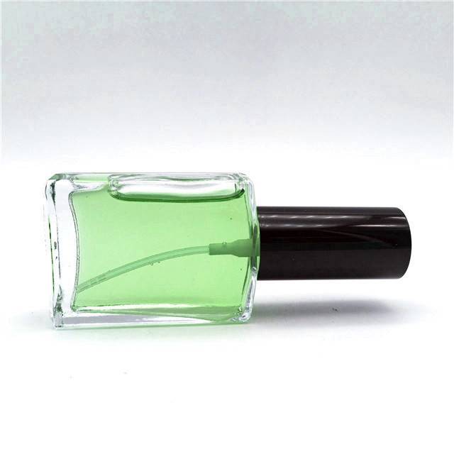 High quality and fine workmanship square shape 30ml glass perfume bottle with pump spray lid