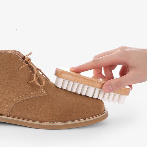 Mantenha seus sapatos de camurça nas melhores condições - escova para sapatos de camurça e borracha