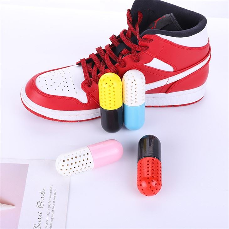 shoe-deodorant-capsules36403837621