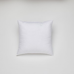 စျေးပေါသောလက်ကား Polyester ဖြည့်ထားသော White Plain ခေါင်းအုံး Square Cushion
