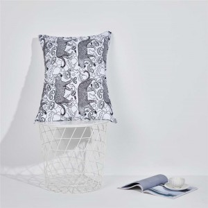 ထိပ်တန်းရောင်းချသူများ China Cushion Cover Pillow Case 20*30 Inch Customized Printed Sublimation Pillowcases