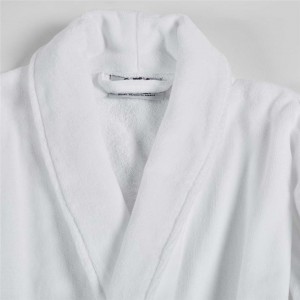 Sistema blanco de la albornoz y de la toalla de la longitud de la rodilla del hotel de la bata de baño de Terry de la ropa de cama del hotel