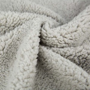Fleece deken Reade en swarte waarme pluche werpdeken foar stoel sofa Plaid Super sêfte dekens foar couch geskikt
