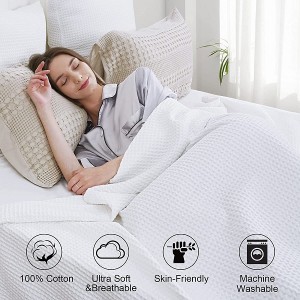 100% Cotton Waffle Weave Blanket Queen Size Washed Warm Soft Lightweight Breathable Blanket for All Season
