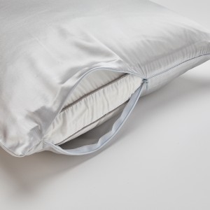 Funda de almofada moderna e sinxela 100% seda de morera con cremalleira lateral curta branca