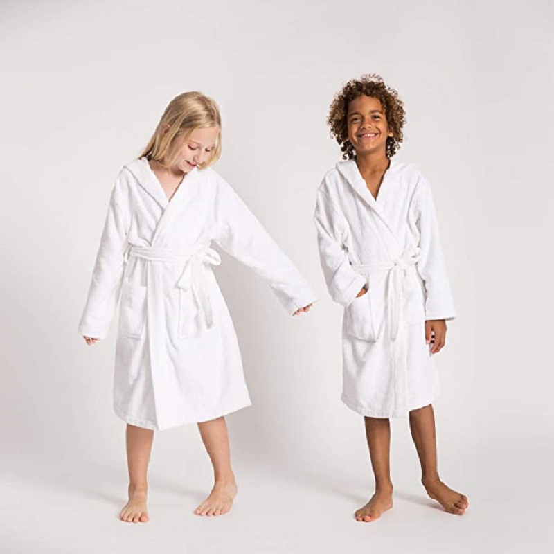 children bathrobe