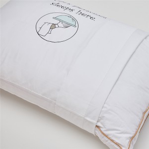 Fonon-ondana Satin White Standard misy printy misy Logo Fanontam-pirinty White Coton Pillowcase