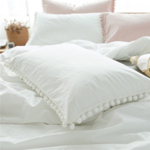 Луксузен комплет постелнина со рамен чаршаф, вграден чаршаф, 2 навлаки за перници