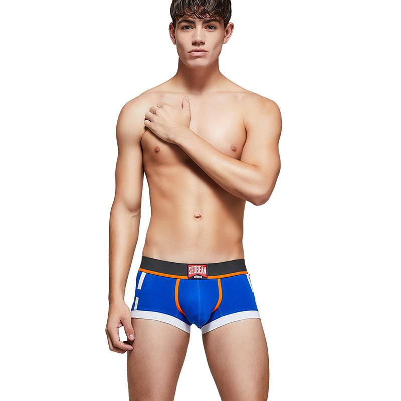 What is the difference between boxer shorts and briefs?