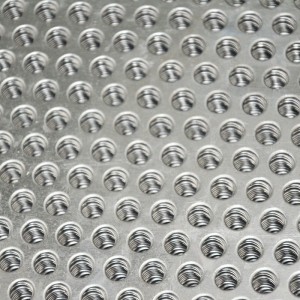 Low Harga Stainless Steel Perforated Metal pikeun Unsur Arsitéktur