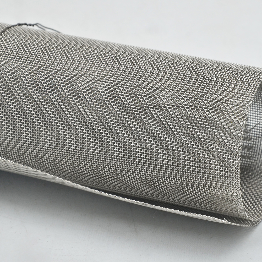 Stainless Steel Woven Wire Mesh 120 Mesh Fine Mesh Screen Roll Featured Image