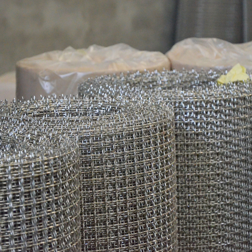China Plain Weave Stainless Steel Galvanized Metal Vibrating