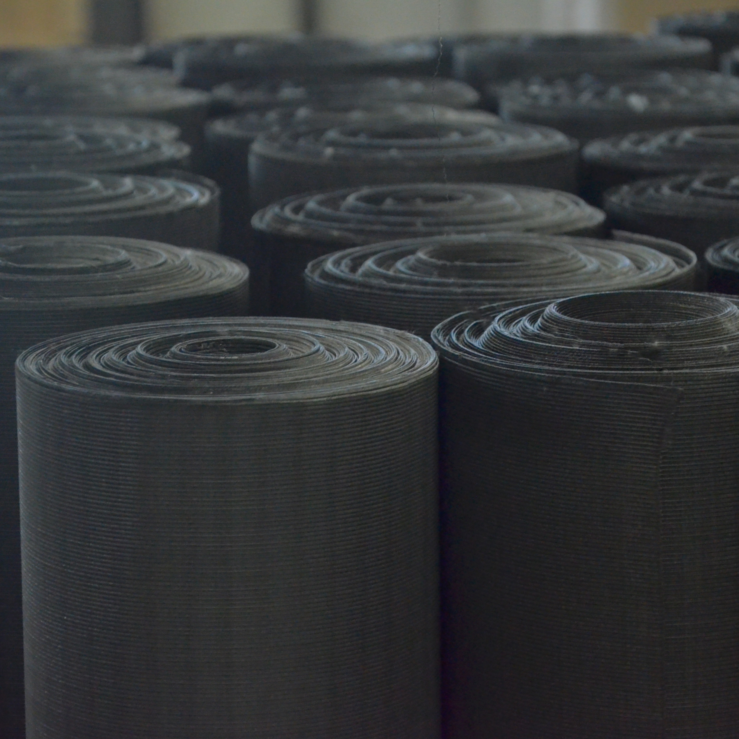 80X70 100X90 Mesh Low Carbon Mild Steel Iron Black Wire Cloth for Rubber Industries Featured Image