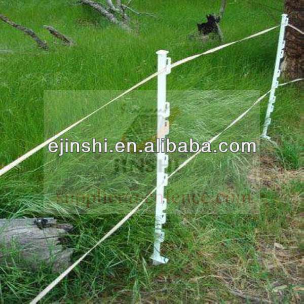 48in White Meadow Tread in Plastic insulating electric fence post