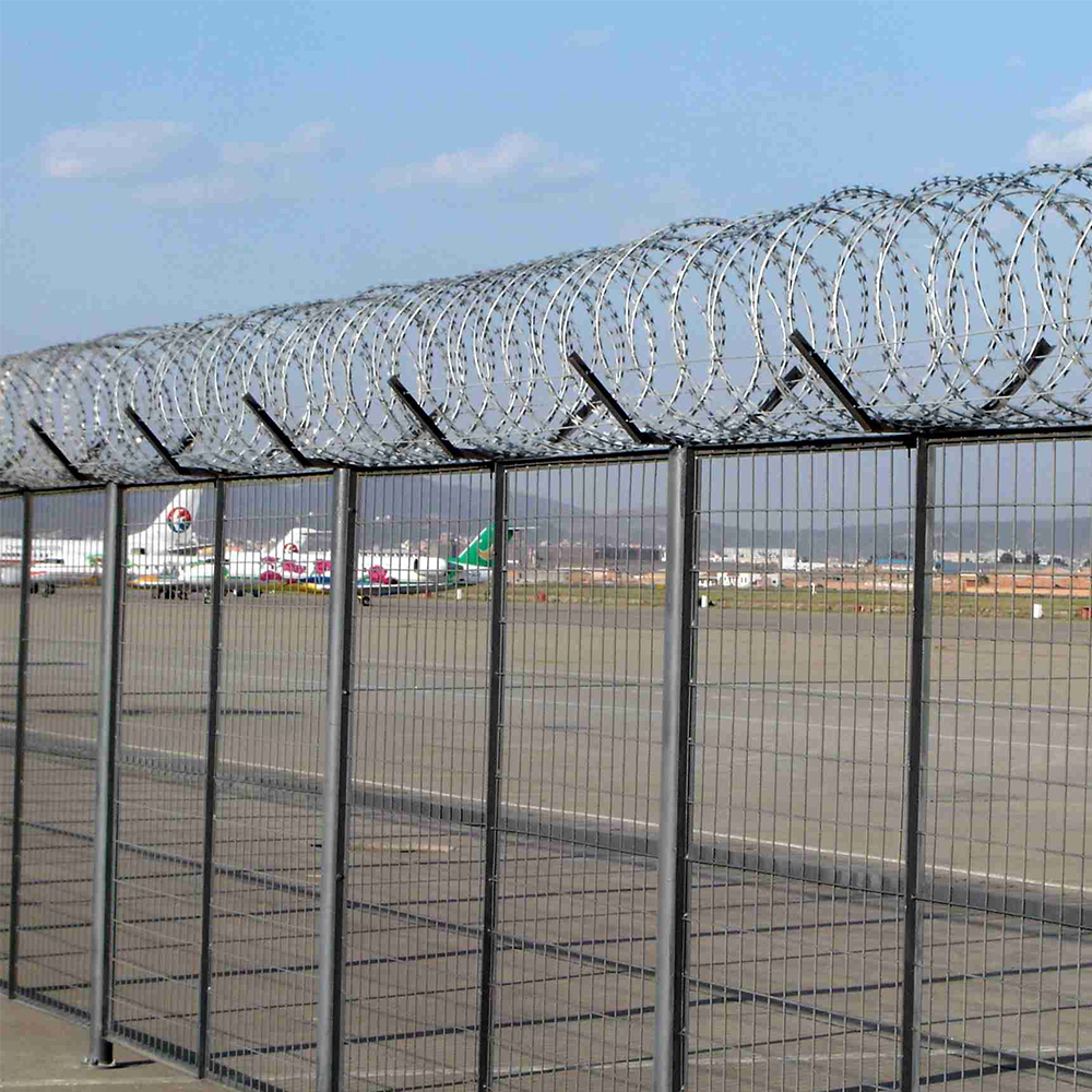 Hot sale 3m Height hot-dipped galvanized High Security Airport Fence/Good price