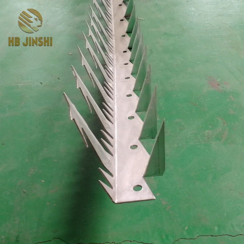 Galvanized Razor Wall Spikes 1.25m for Security